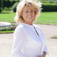 Avenirtel | voyant Belle