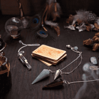 Avenirtel | voyant Eva